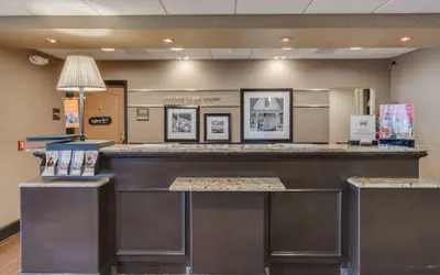 Photo 2 - Hampton Inn & Suites Las Cruces I-25