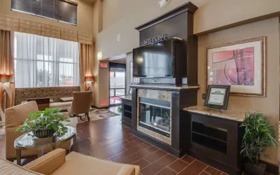 Photo 3 - Hampton Inn & Suites Las Cruces I-25