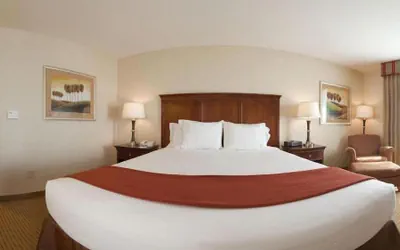 Photo 3 - Holiday Inn Ex Ste Porterville by IHG