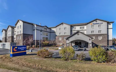 Photo 2 - Comfort Inn Bentonville - Crystal Bridges