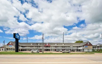 Photo 2 - Rodeway Inn Waco Downtown near University
