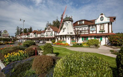 Photo 2 - Auld Holland Inn