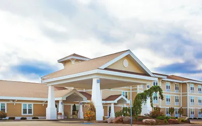 Photo 2 - Holiday Inn Express Hotel & Suites Iron Mountain by IHG