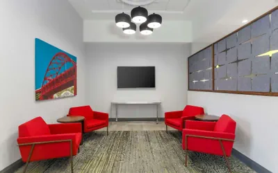 Photo 3 - Hampton Inn & Suites Pittsburgh-Downtown