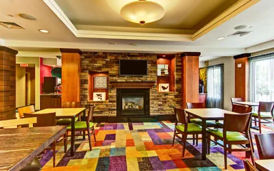 Photo 5 - Fairfield Inn & Suites by Marriott State College