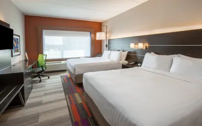 Photo 3 - Holiday Inn Express & Suites Seymour by IHG