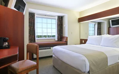 Photo 3 - Microtel Inn & Suites by Wyndham Hattiesburg