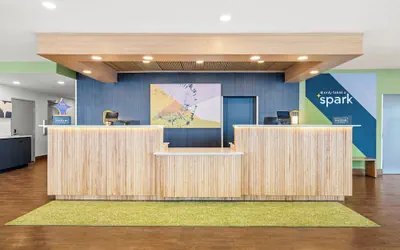 Photo 3 - Spark by Hilton Pelham Birmingham I 65