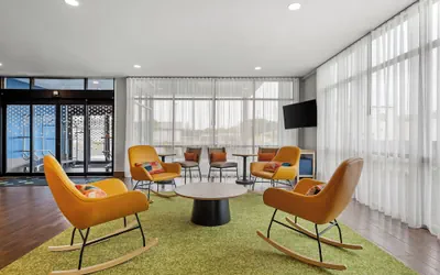 Photo 4 - Spark by Hilton Pelham Birmingham I 65