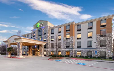 Holiday Inn Express Hotel & Suites Dallas South - Desoto by IHG