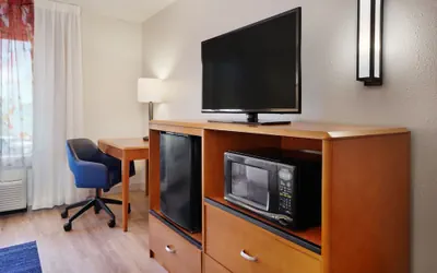 Photo 4 - Fairfield Inn & Suites by Marriott Hinesville Fort Stewart