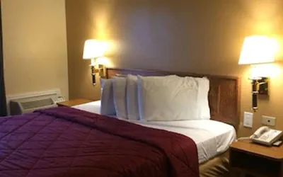 Photo 2 - Pacific Best Inn