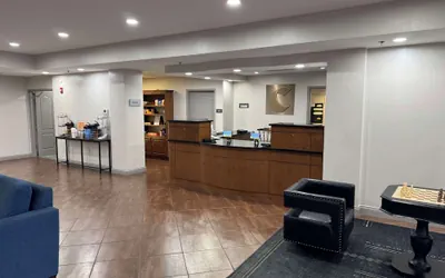 Photo 2 - Comfort Suites Knoxville East