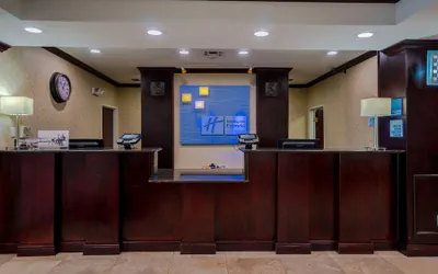 Holiday Inn Express & Suites Pampa by IHG