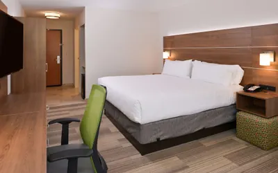 Photo 5 - Holiday Inn Express & Suites Parkersburg-Mineral Wells by IHG