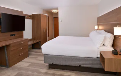 Photo 4 - Holiday Inn Express & Suites Parkersburg-Mineral Wells by IHG