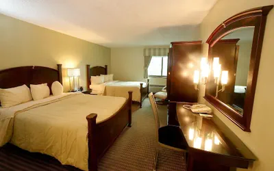Photo 5 - Marvin's Garden Inn