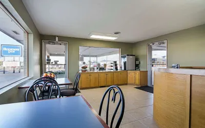 Photo 4 - Rodeway Inn Liberal