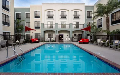 Photo 2 - Hampton Inn Santa Barbara/Goleta