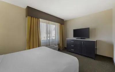 Photo 5 - Best Western Plus Country Inn & Suites