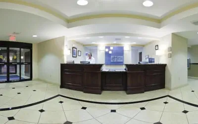 Photo 3 - Holiday Inn Express Hotel & Suites Muskogee by IHG