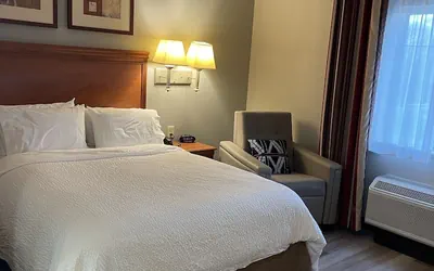 Photo 5 - Candlewood Suites Bordentown-Trenton by IHG