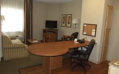 Photo 3 - Candlewood Suites Bordentown-Trenton by IHG