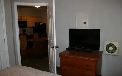 Photo 2 - Candlewood Suites Bordentown-Trenton by IHG