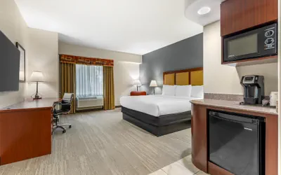Photo 2 - Best Western Plus Waxahachie Inn & Suites