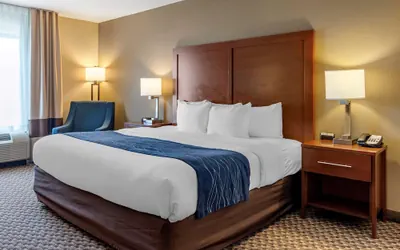 Photo 5 - Comfort Inn & Suites Blue Ridge