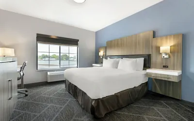 Photo 5 - Wyndham Garden Appleton