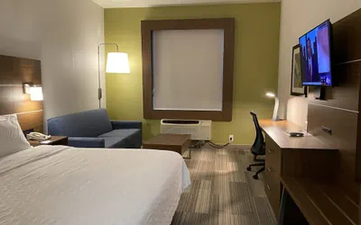 Photo 3 - Holiday Inn Express & Suites Beaumont - Oak Valley by IHG