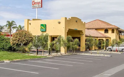 Photo 2 - Quality Inn And Suites Gilroy