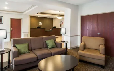 Photo 4 - Sleep Inn & Suites Palatka North