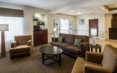 Photo 3 - Sleep Inn & Suites Palatka North