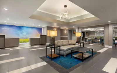 Photo 5 - La Quinta Inn & Suites by Wyndham Dublin