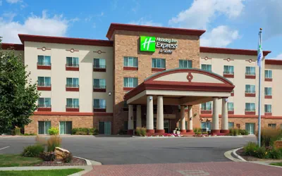 Photo 2 - Holiday Inn Express Hotel & Suites Wausau by IHG