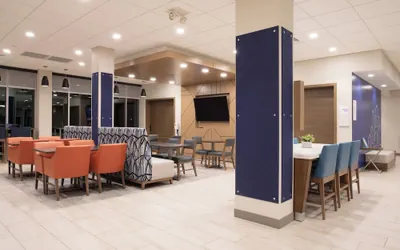 Holiday Inn Express & Suites Nampa - Idaho Center by IHG