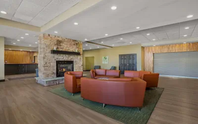 Photo 5 - MainStay Suites Fitchburg - Madison