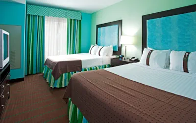 Photo 3 - Holiday Inn & Suites Ocala Conference Center by IHG