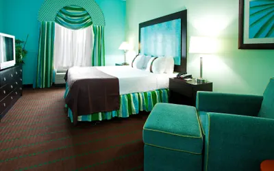 Photo 5 - Holiday Inn & Suites Ocala Conference Center by IHG
