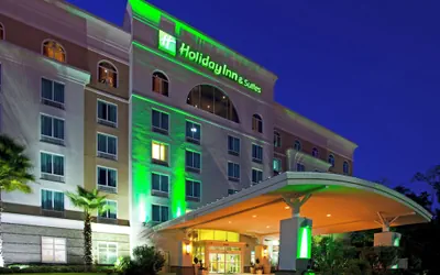 Photo 2 - Holiday Inn & Suites Ocala Conference Center by IHG