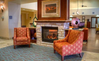 Photo 4 - Hampton Inn Suites Altus