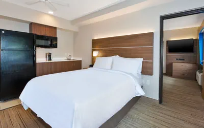 Photo 3 - Holiday Inn Express & Suites Petoskey by IHG