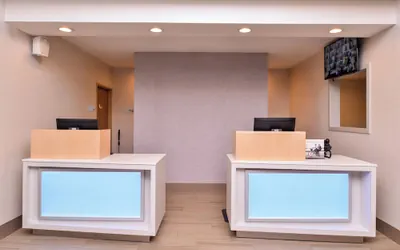Holiday Inn Express & Suites Lacey – Olympia by IHG