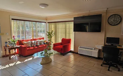 Photo 4 - Atlantic Shores Inn and Suites