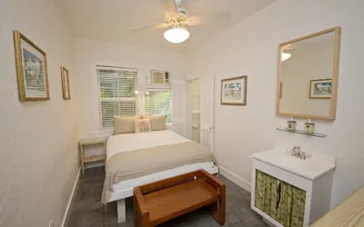 Photo 4 - Eden House