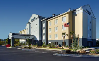Photo 2 - Fairfield Inn and Suites by Marriott Atlanta McDonough