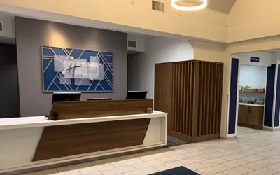 Photo 2 - Holiday Inn Express & Suites Loveland by IHG