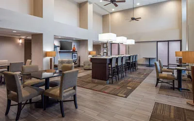 Photo 3 - Hampton Inn & Suites Banning-Beaumont